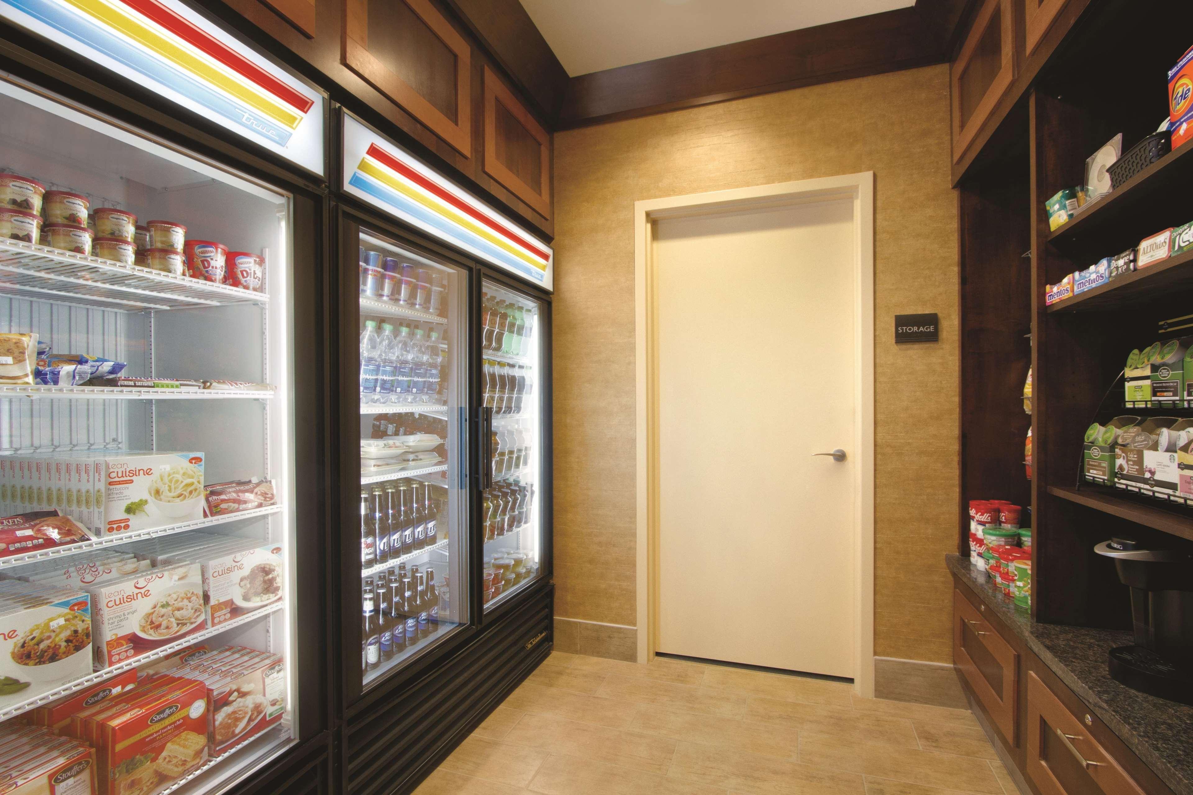 Hilton Garden Inn Oklahoma City/Bricktown Bagian luar foto