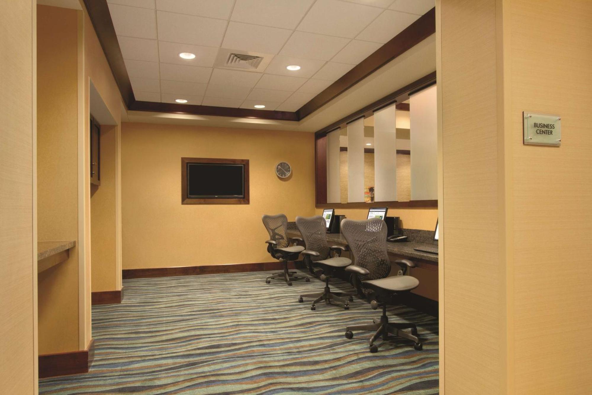 Hilton Garden Inn Oklahoma City/Bricktown Bagian luar foto