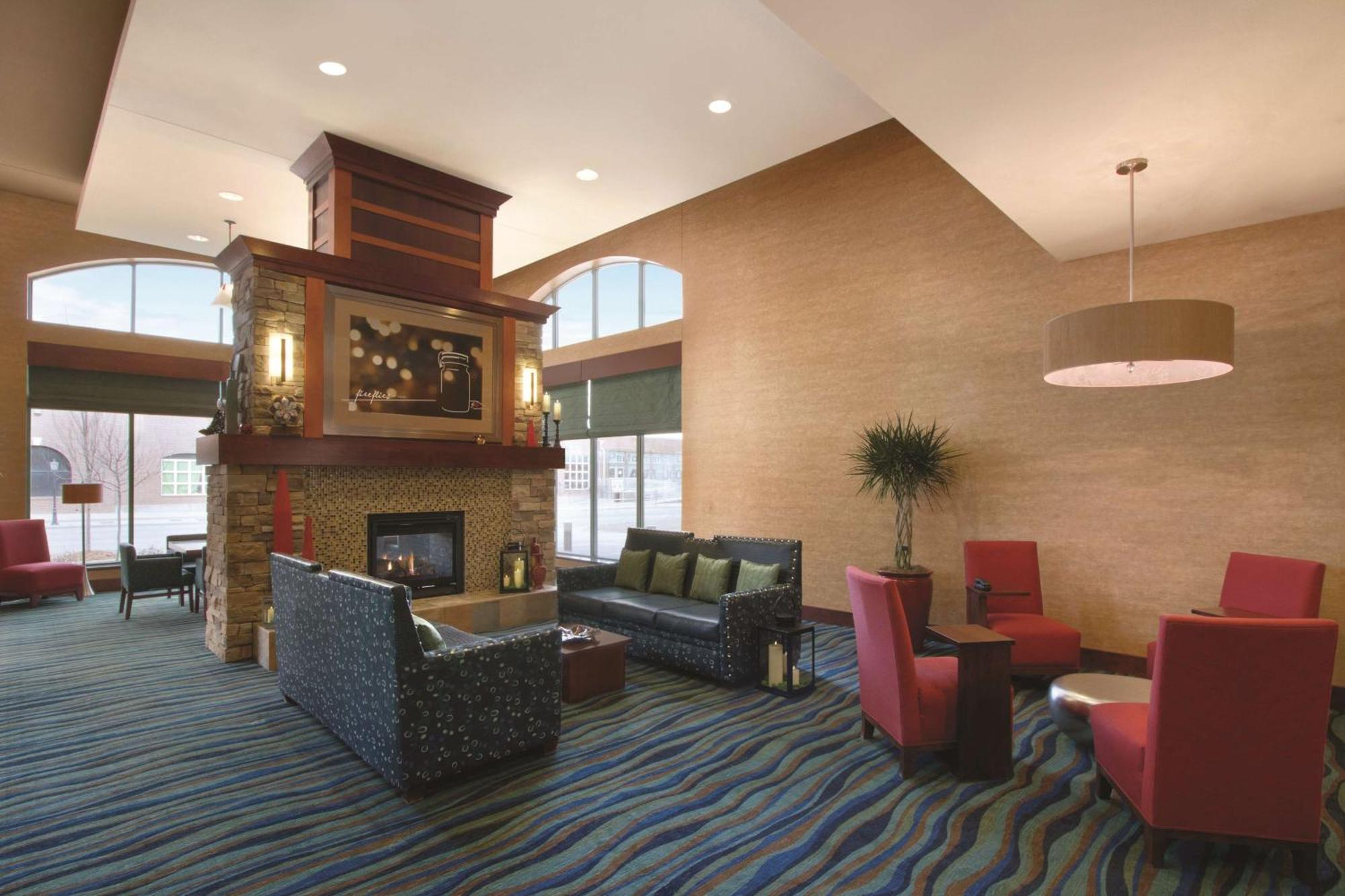 Hilton Garden Inn Oklahoma City/Bricktown Bagian luar foto