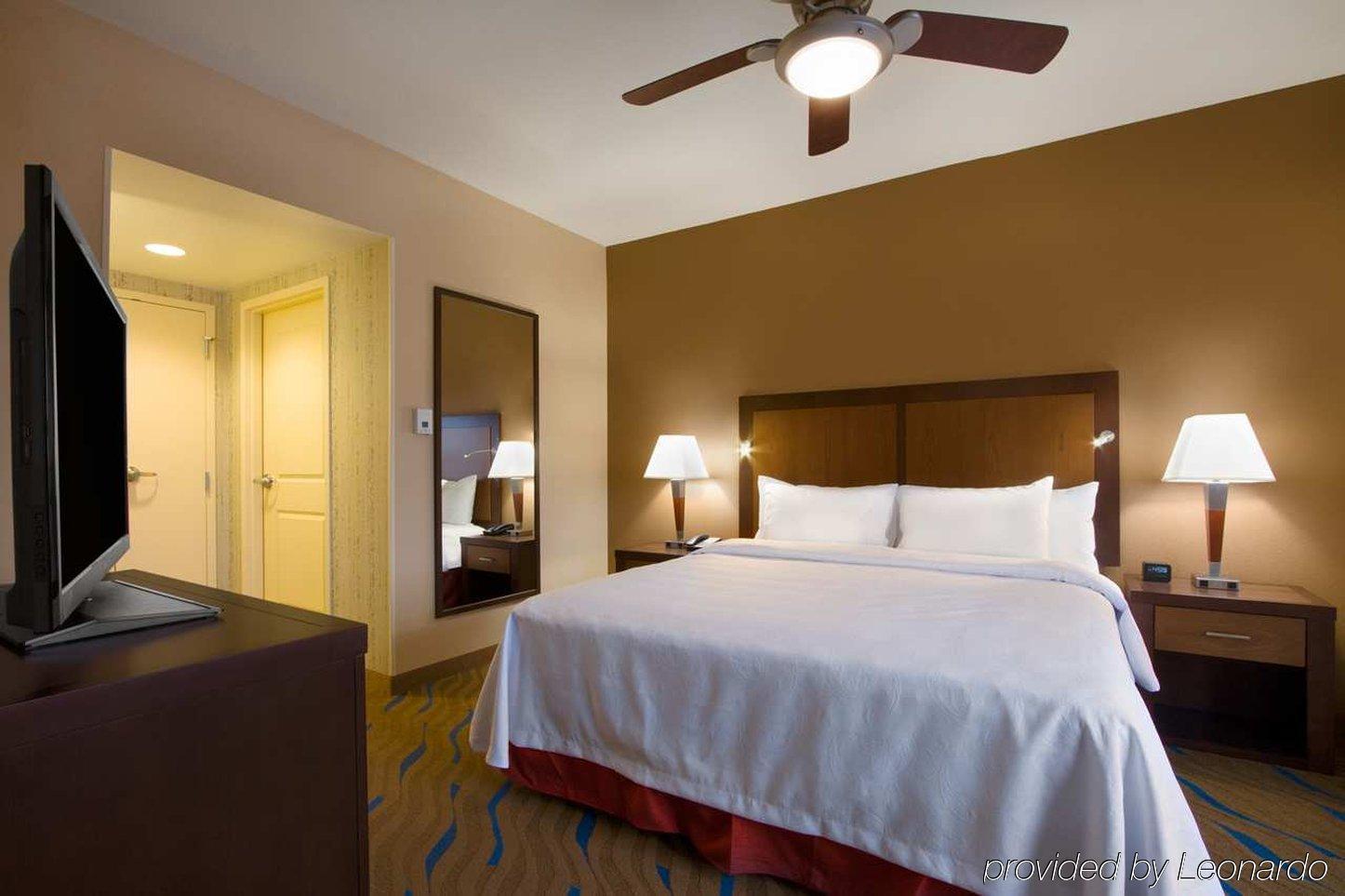Hilton Garden Inn Oklahoma City/Bricktown Bagian luar foto